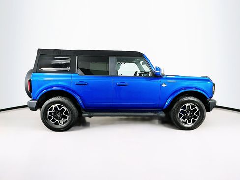 Used 2023 Ford Bronco Outer Banks image 10