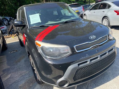 Used 2015 Kia Soul FWD image 4