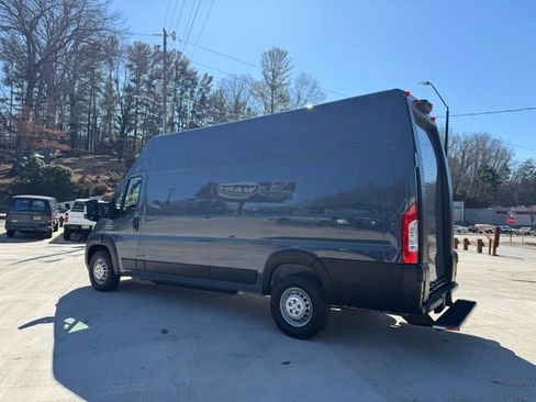 Used 2024 RAM ProMaster 3500 image 8
