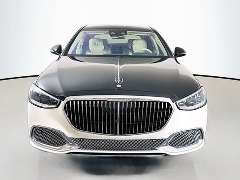 Used 2023 Mercedes-Benz Maybach S 680 4MATIC image 2