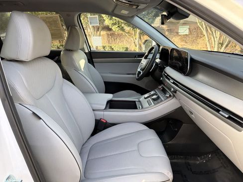 Used 2023 Hyundai Palisade SEL image 35