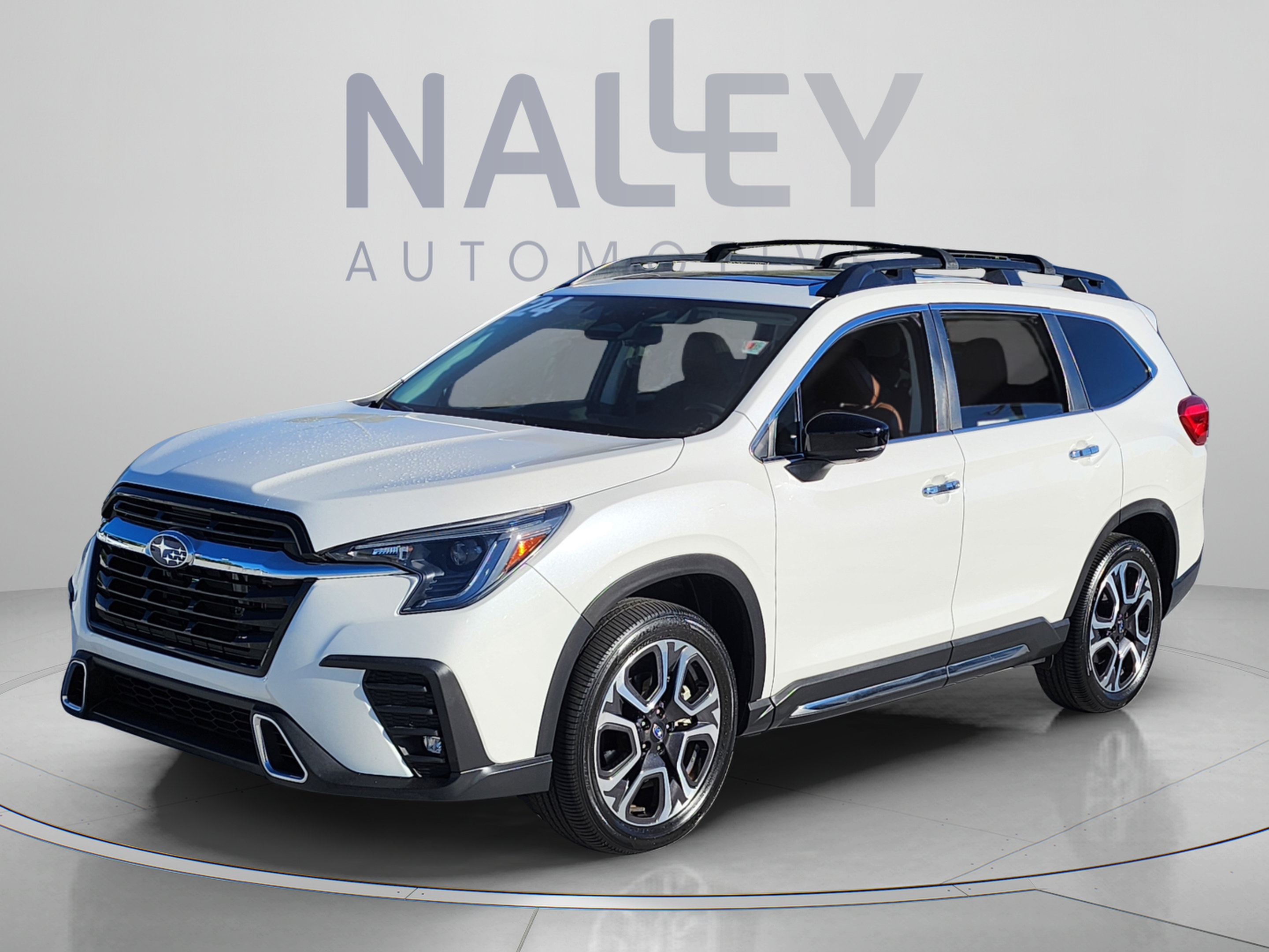 Used 2024 Subaru Ascent Touring AWD/4WD image 1