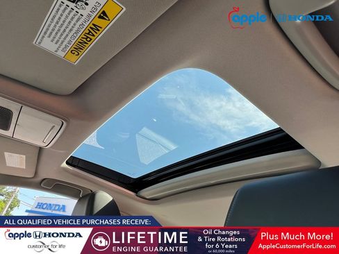 Used 2024 Honda Civic Touring image 18
