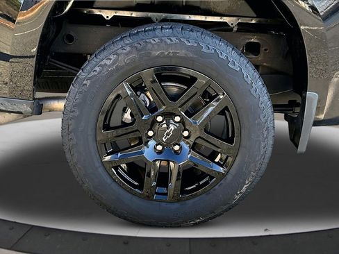 Used 2024 Chevrolet Silverado 1500 RST AWD/4WD image 35