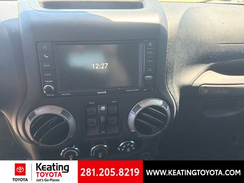 Used 2016 Jeep Wrangler Unlimited Sport AWD/4WD image 14