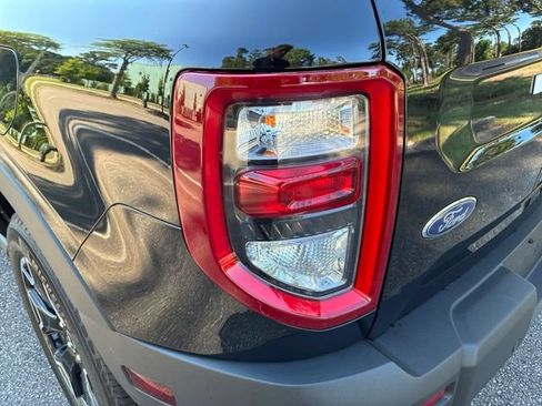 Used 2025 Ford Bronco Sport Outer Banks w/ Outer Banks Tech Package+ AWD/4WD image 13