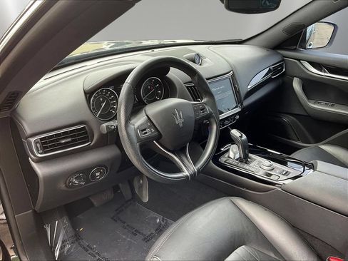Used 2022 Maserati Levante GT AWD/4WD image 17
