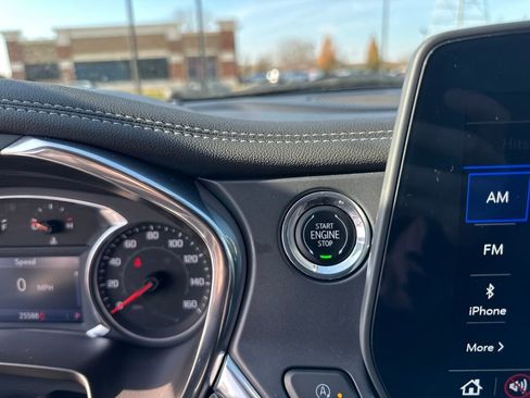 Certified 2024 Chevrolet Blazer LT w/ Convenience Package image 17