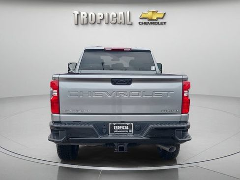 New 2026 Chevrolet Silverado 2500 Custom w/ Custom Value Package AWD/4WD image 4