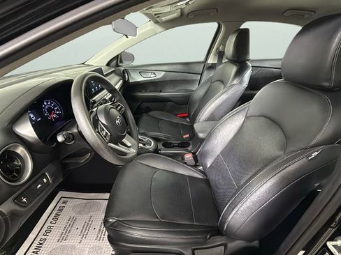 Used 2019 Kia Forte LXS image 17