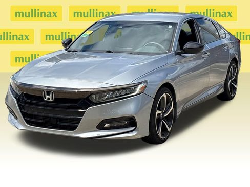 Used 2018 Honda Accord Sport image 11