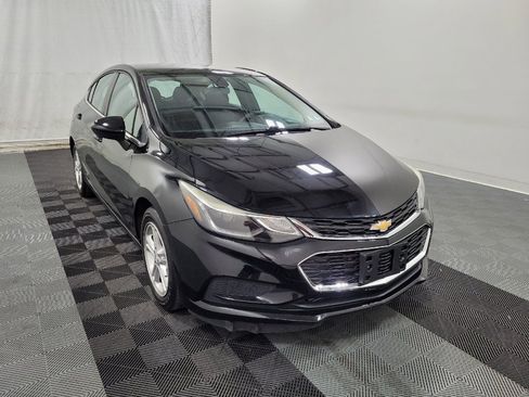 Used 2017 Chevrolet Cruze LT w/ Convenience Package FWD image 13