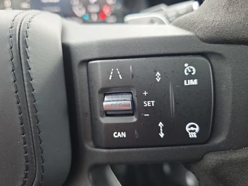 Certified 2023 Land Rover Defender 110 V8 AWD/4WD image 20