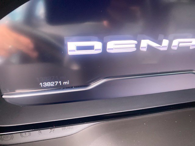 Used 2022 GMC Yukon Denali RWD image 6