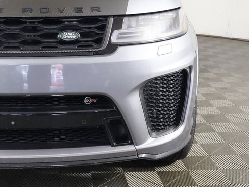 Used 2022 Land Rover Range Rover Sport SVR image 18