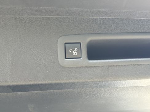 Used 2026 Toyota Sienna XSE FWD image 20