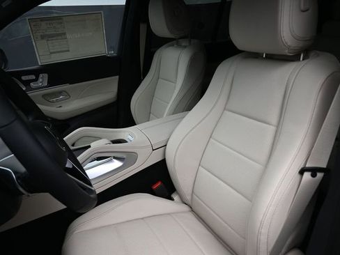 New 2025 Mercedes-Benz GLE 450e 4MATIC image 33