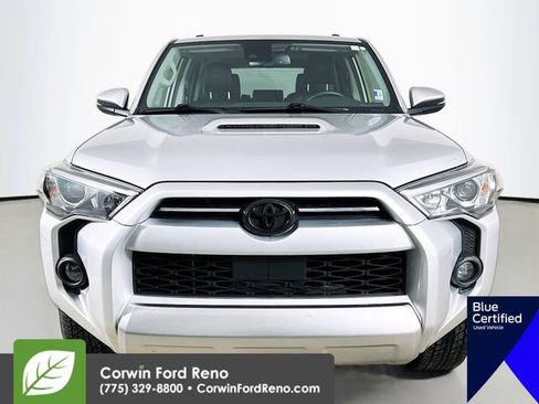 Used 2023 Toyota 4Runner TRD Off-Road Premium w/ Moonroof Package AWD/4WD image 2