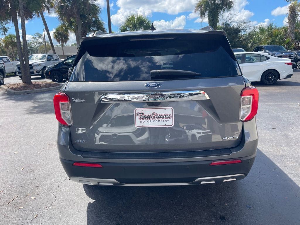 Used 2023 Ford Explorer XLT w/ Equipment Group 202A AWD/4WD image 4