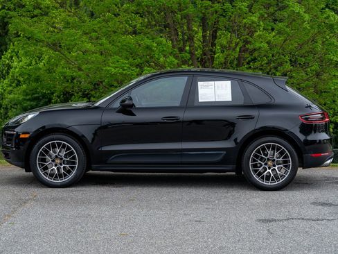 Used 2018 Porsche Macan Sport Edition AWD/4WD image 2
