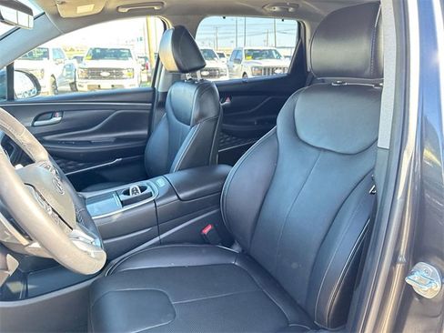 Used 2023 Hyundai Santa Fe Limited image 17