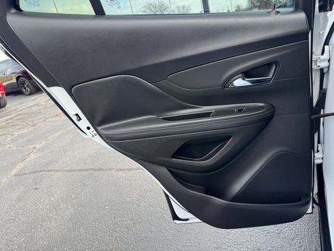 Used 2018 Buick Encore Preferred image 21