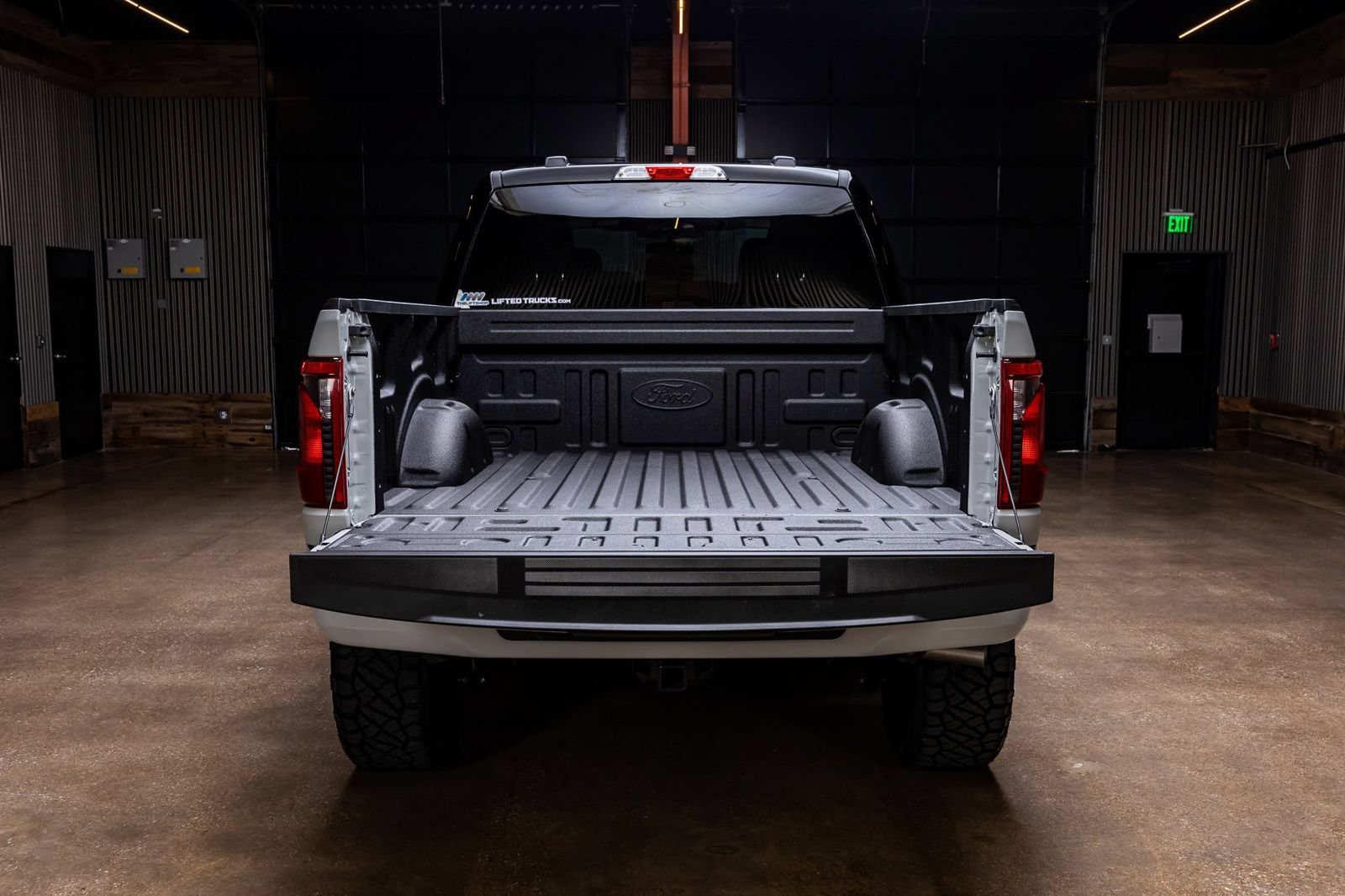 Used 2026 Ford F150 XLT w/ XLT Black Appearance Package AWD/4WD image 9