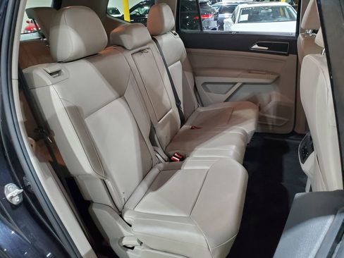 Used 2018 Volkswagen Atlas SE image 20