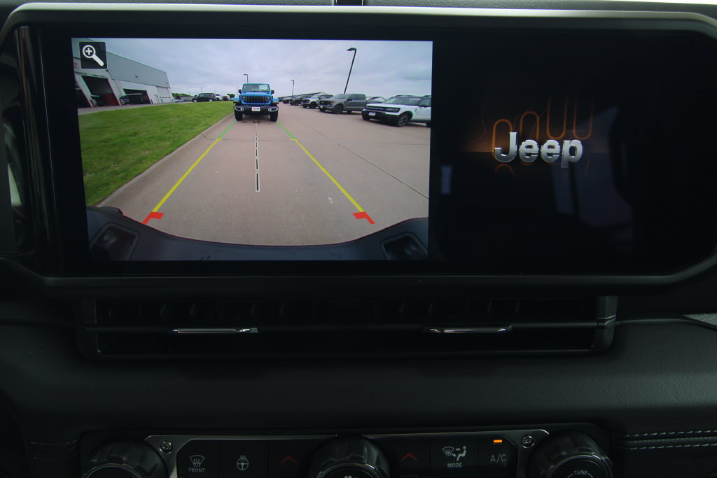 New 2026 Jeep Gladiator Sport AWD/4WD image 14