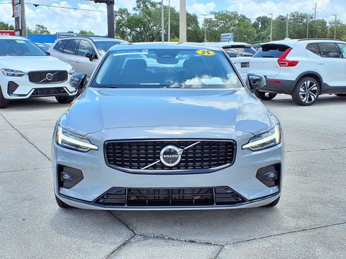 Certified 2025 Volvo S60 B5 Plus AWD/4WD image 2