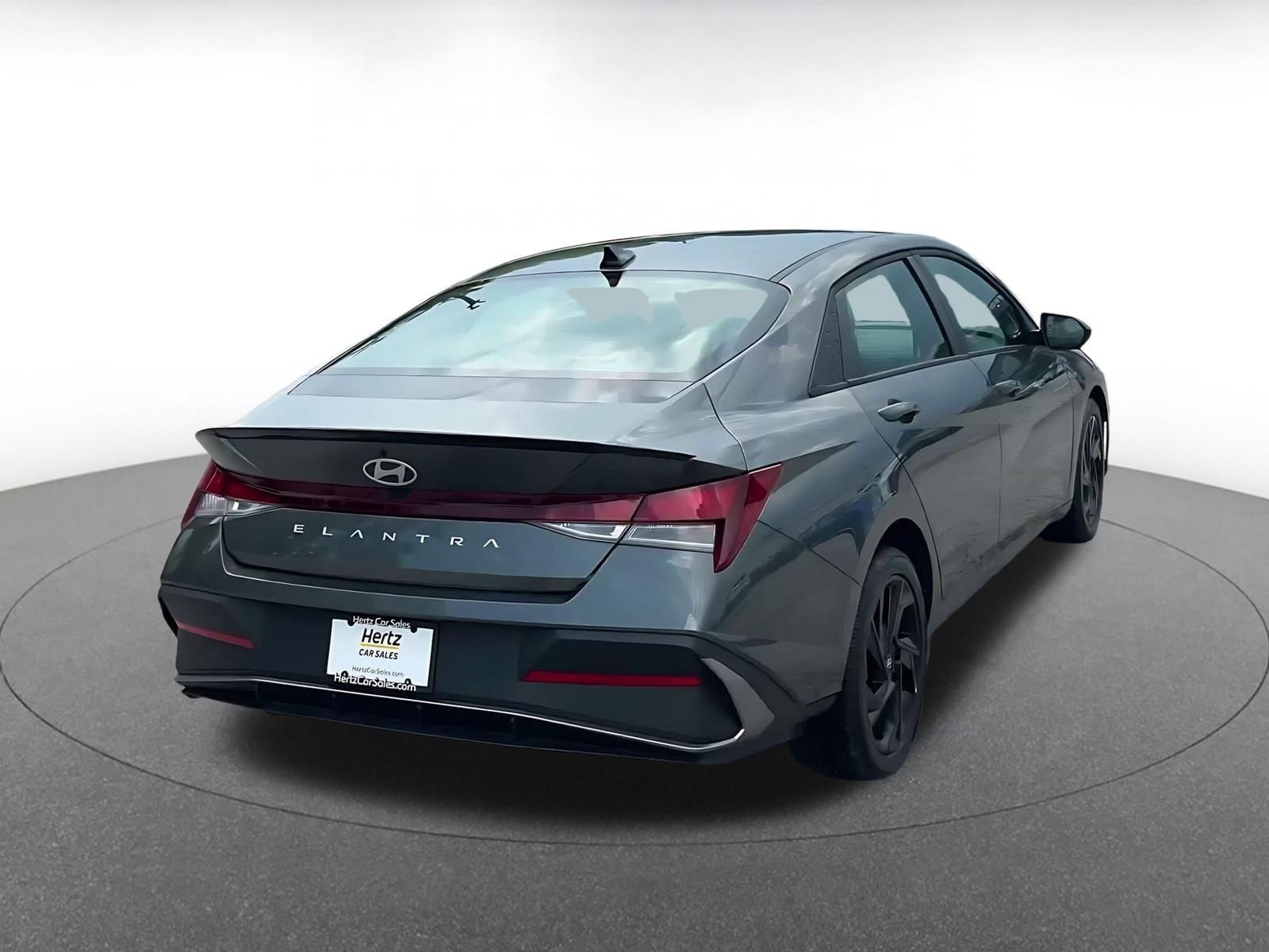 Used 2026 Hyundai Elantra Sport FWD image 14