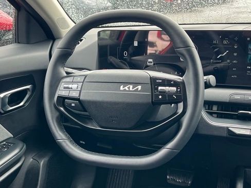 Certified 2025 Kia K4 EX FWD image 12