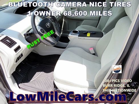 Used 2014 Toyota Prius V Three FWD image 3