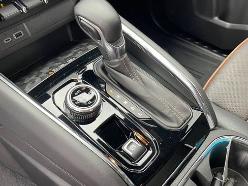 Used 2023 GMC Canyon AT4 w/ AT4 Premium Package image 16