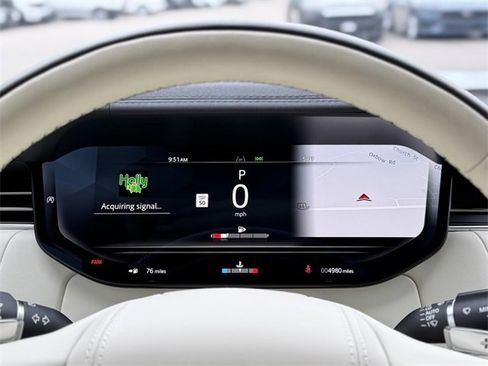 Used 2025 Land Rover Range Rover Long Wheelbase SE image 32