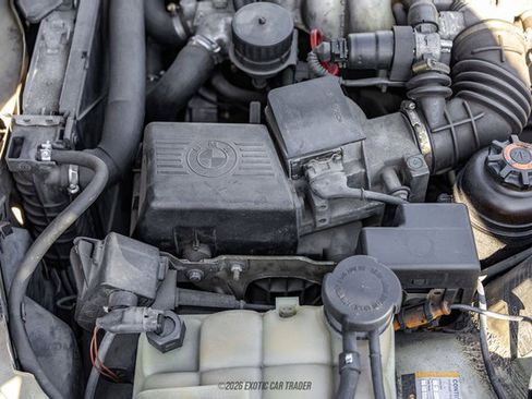 Used 1989 BMW 325i Convertible RWD image 24