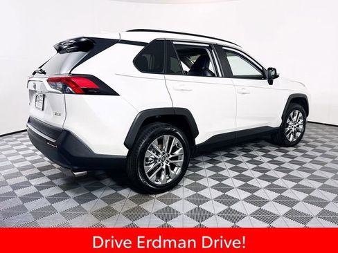 Used 2021 Toyota RAV4 XLE Premium FWD image 23