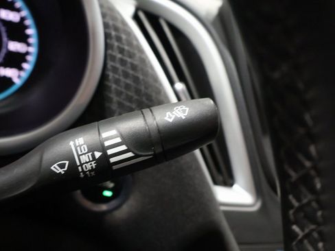 Used 2023 Chevrolet Malibu RS image 36