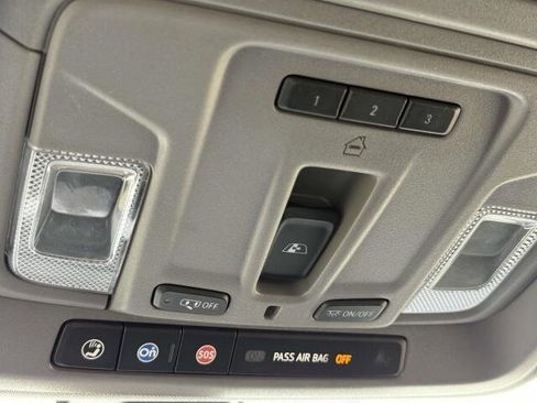 Used 2020 GMC Sierra 1500 SLT w/ SLT Premium Package image 32