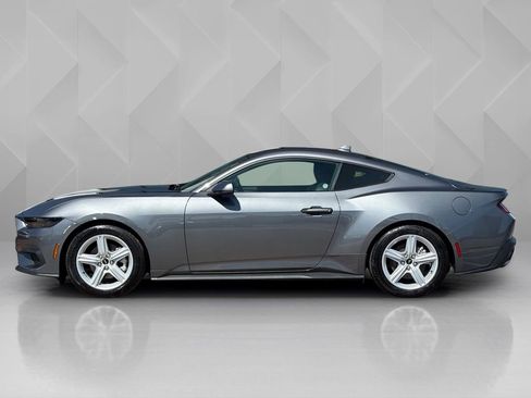 Used 2026 Ford Mustang Premium RWD image 8