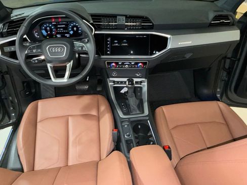 Used 2025 Audi Q3 2.0T Premium w/ Convenience Package image 11