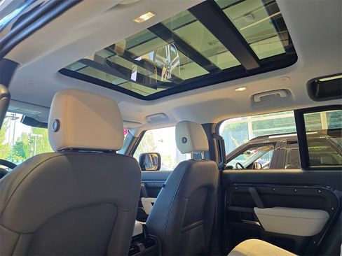 New 2025 Land Rover Defender 110 S image 25