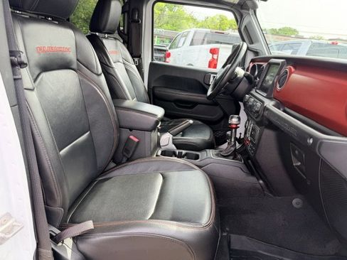 Used 2018 Jeep Wrangler Unlimited Rubicon AWD/4WD image 19