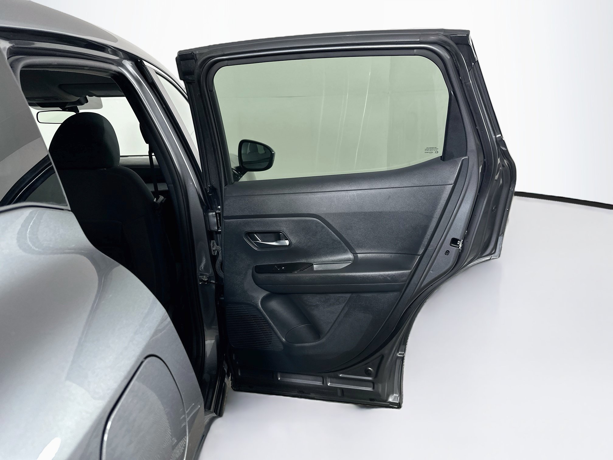 Used 2025 Nissan Kicks SV FWD image 28