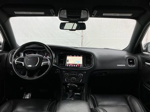 Used 2017 Dodge Charger SXT w/ Rallye Group RWD image 27