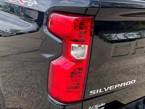 Used 2023 Chevrolet Silverado 1500 LT w/ Protection Package AWD/4WD image 30