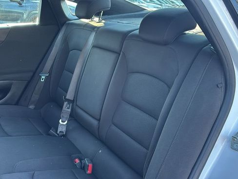 Used 2020 Chevrolet Malibu LT image 27