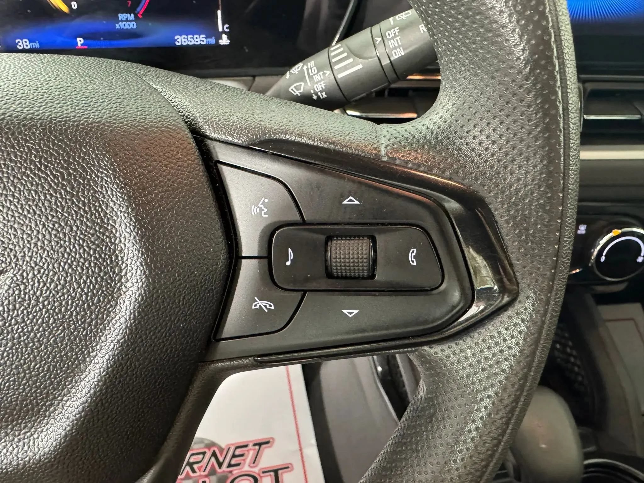 Used 2025 Chevrolet TrailBlazer LT FWD image 16