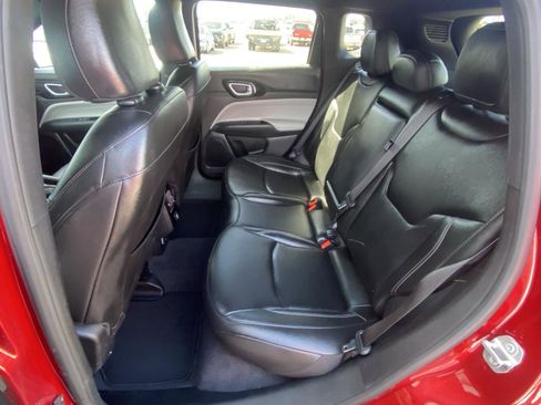 Used 2025 Jeep Compass Limited AWD/4WD image 23