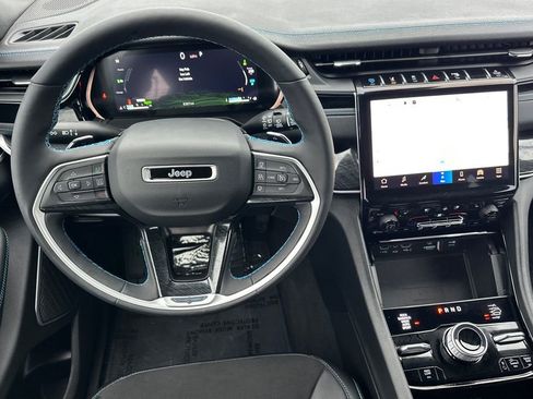 Used 2023 Jeep Grand Cherokee Trailhawk w/ Advanced Protech Group II image 13